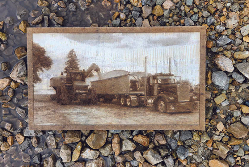 VINTAGE SMALL ENGRAVED WOOD SIGN (12X7)